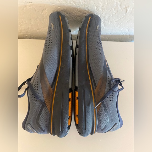 Men’s Brooks Ghost 15 Flintstone/Peacoat/Oak Running Sneaker - Picture 3 of 7